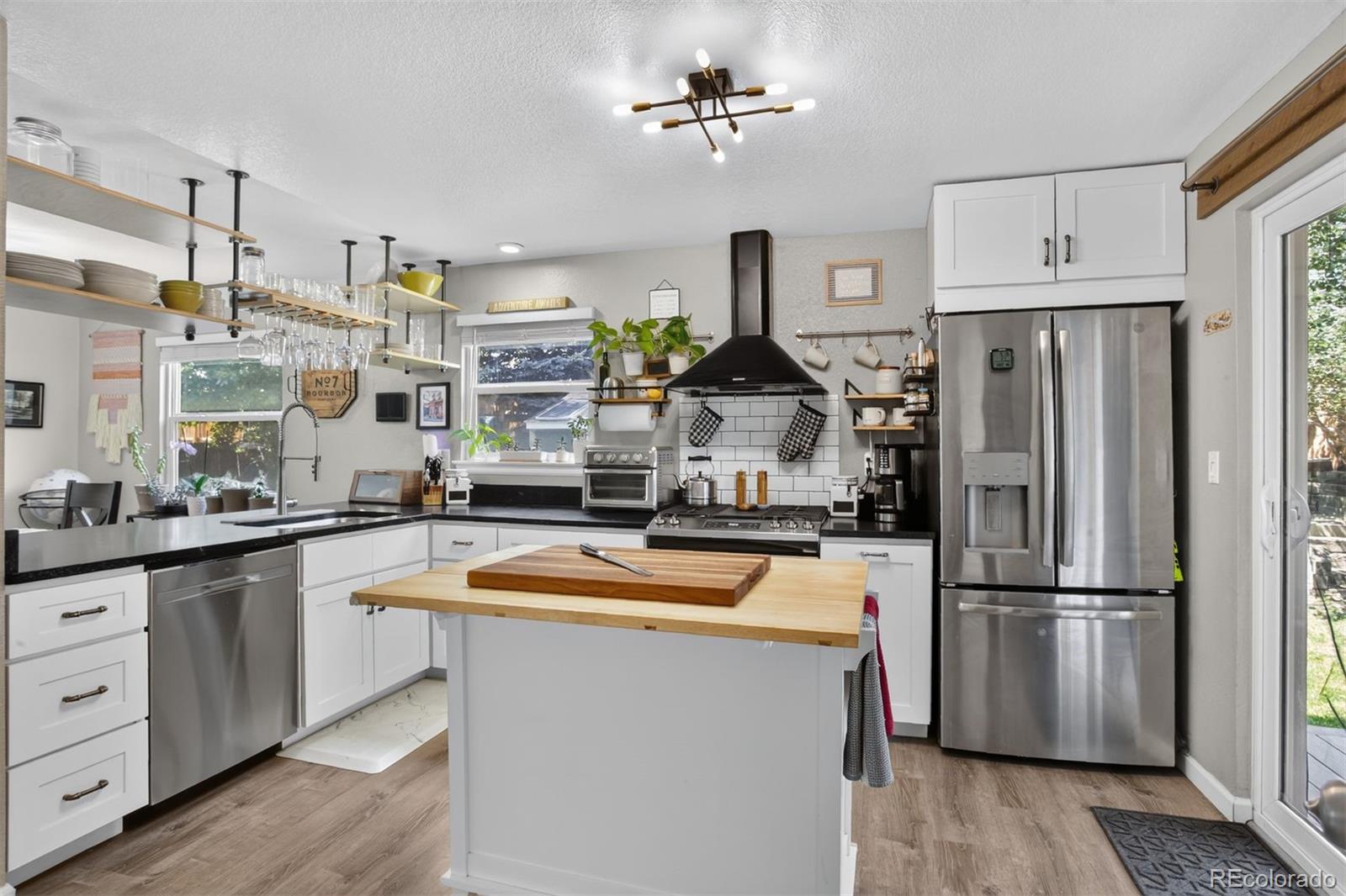 MLS Image #9 for 5991 s oak way,littleton, Colorado