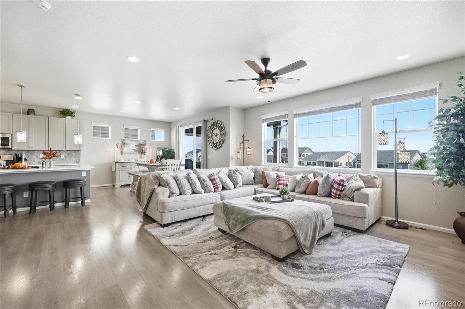 MLS Image #8 for 6962 s undergrove way,aurora, Colorado