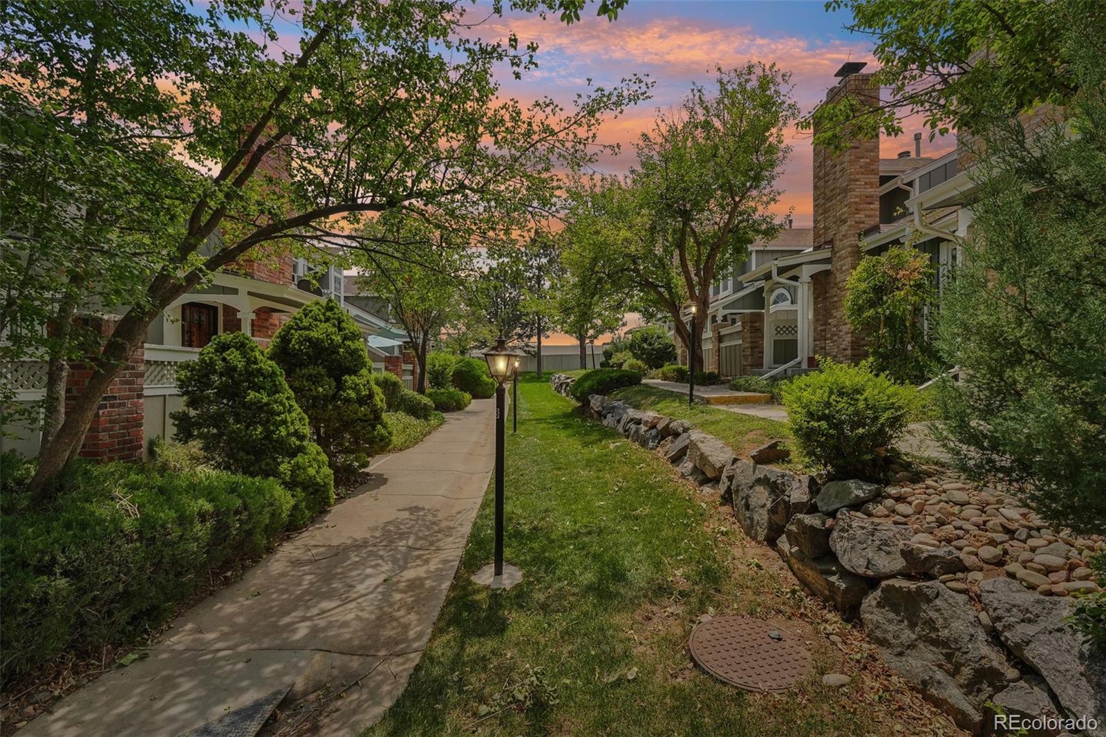 MLS Image #1 for 967 s evanston circle,aurora, Colorado
