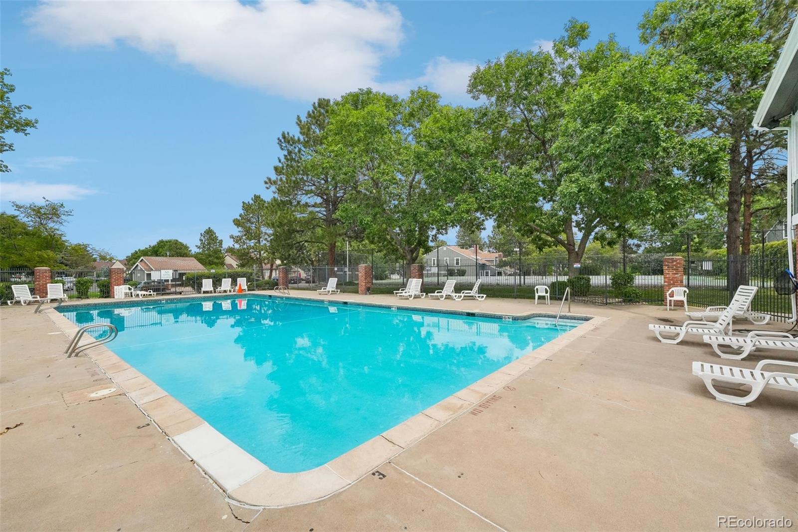 MLS Image #2 for 967 s evanston circle,aurora, Colorado