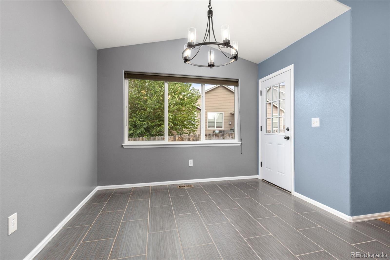MLS Image #12 for 327  fossil drive,johnstown, Colorado