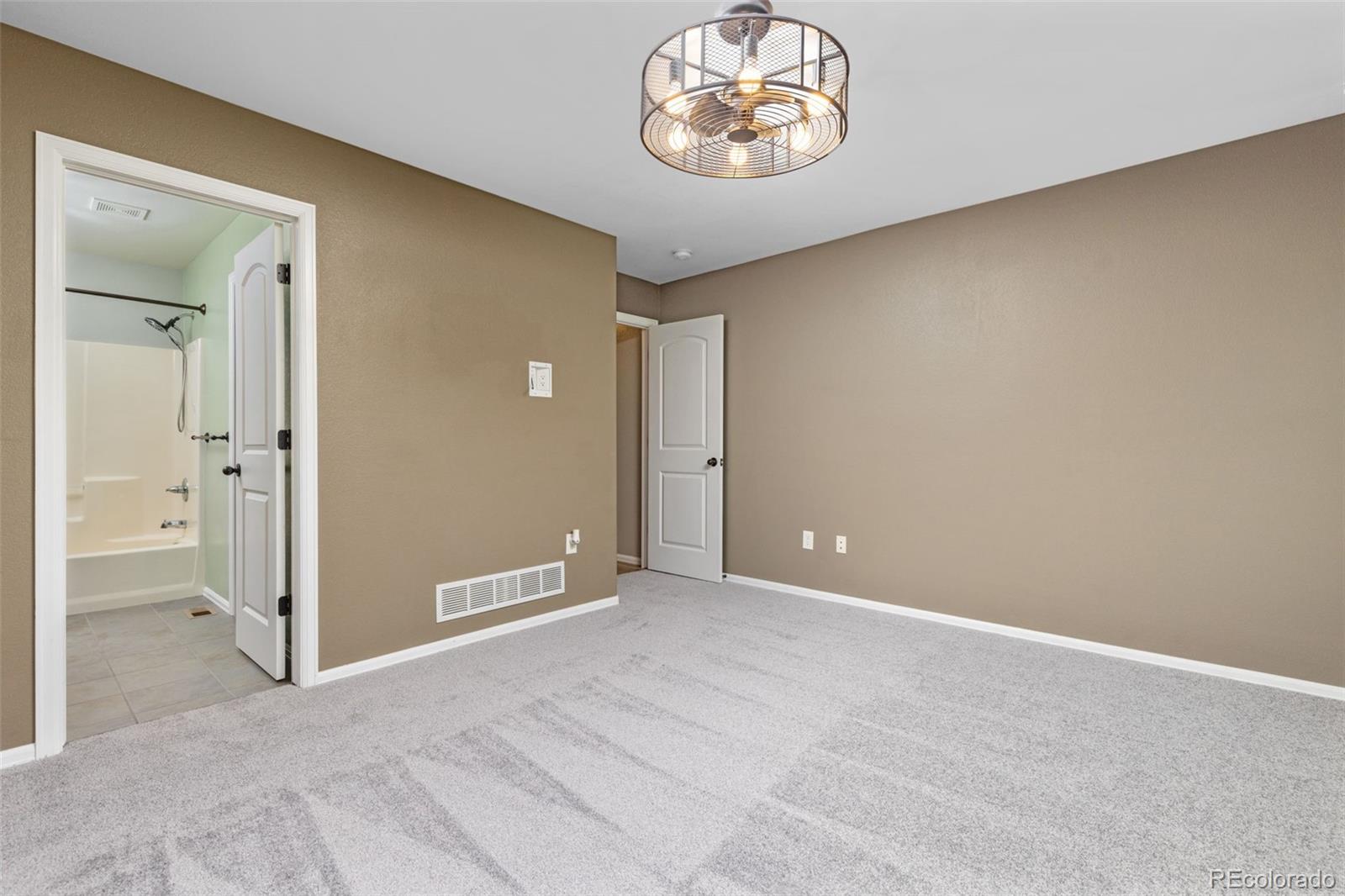 MLS Image #15 for 327  fossil drive,johnstown, Colorado