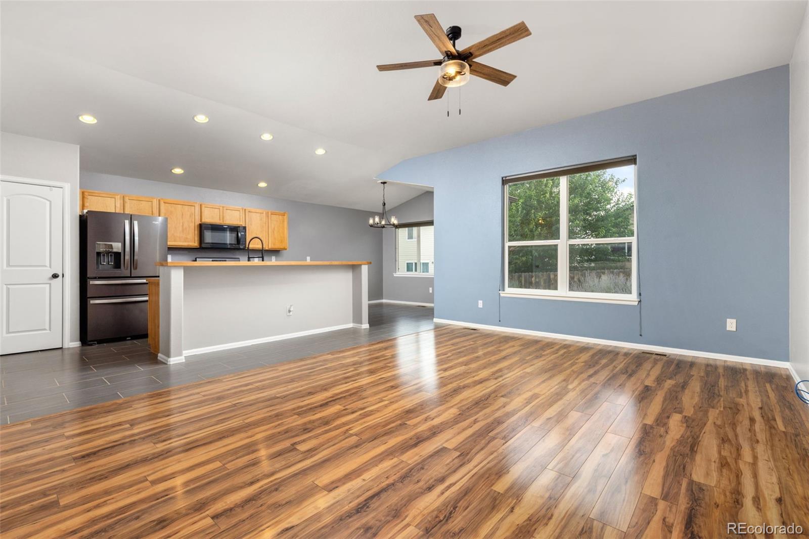 MLS Image #6 for 327  fossil drive,johnstown, Colorado