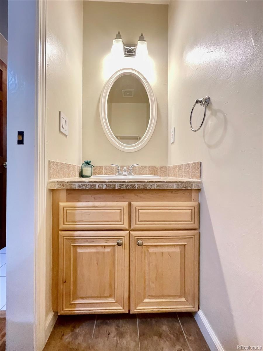 MLS Image #20 for 10551 e orchard place,englewood, Colorado