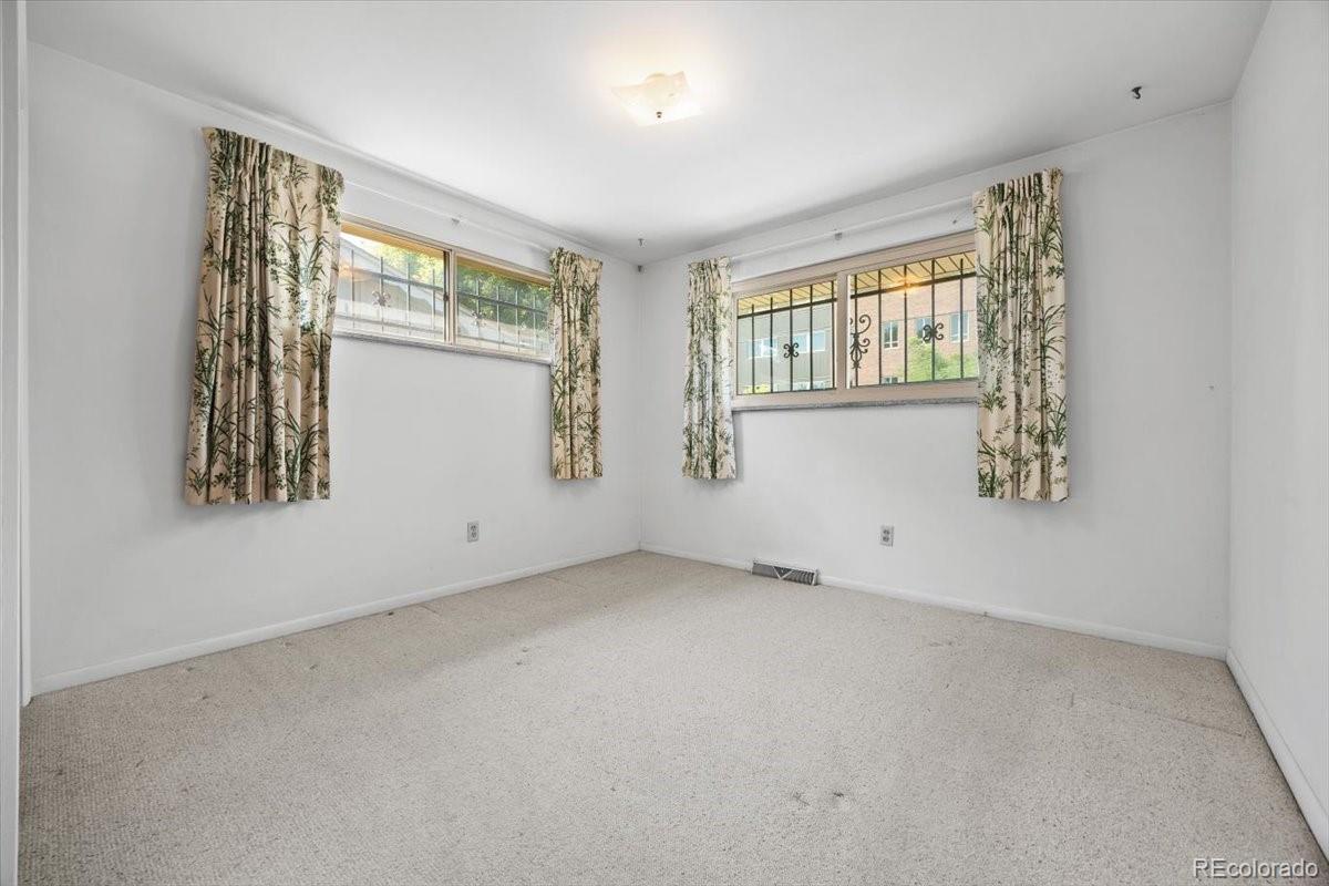 MLS Image #13 for 1770 s clayton street,denver, Colorado