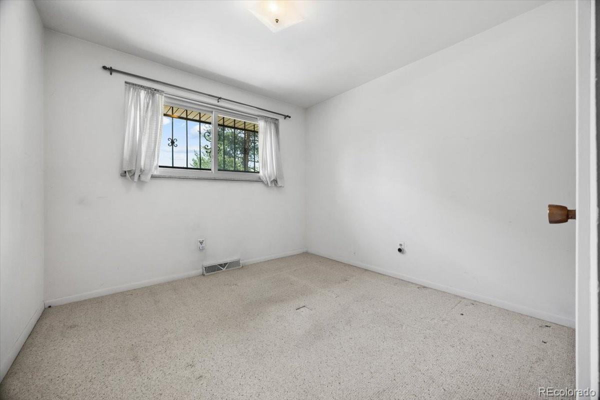 MLS Image #14 for 1770 s clayton street,denver, Colorado