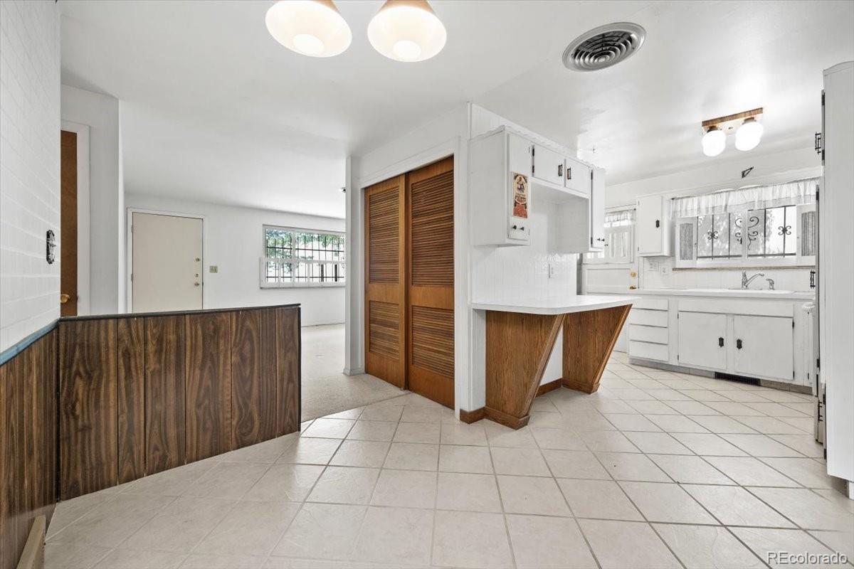 MLS Image #5 for 1770 s clayton street,denver, Colorado