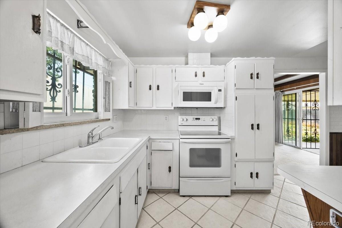 MLS Image #7 for 1770 s clayton street,denver, Colorado