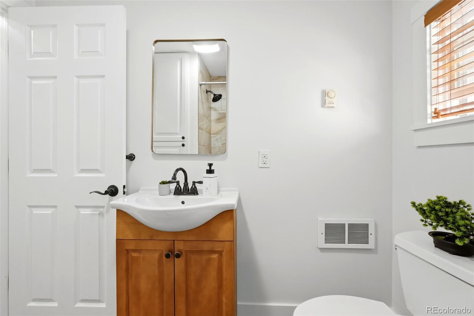 MLS Image #22 for 4001 s grant street,englewood, Colorado