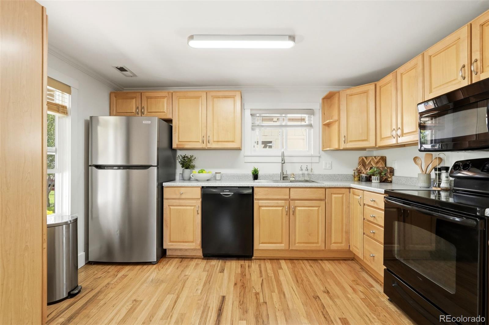 MLS Image #3 for 4001 s grant street,englewood, Colorado