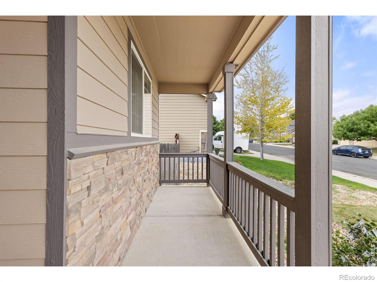 MLS Image #4 for 327  fossil drive,johnstown, Colorado