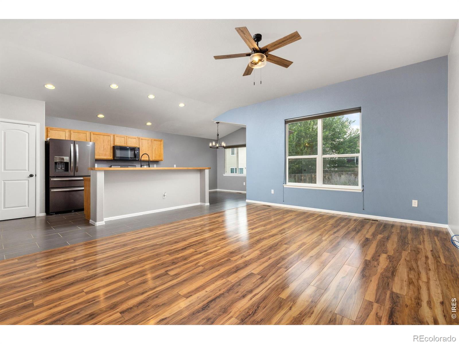 MLS Image #6 for 327  fossil drive,johnstown, Colorado