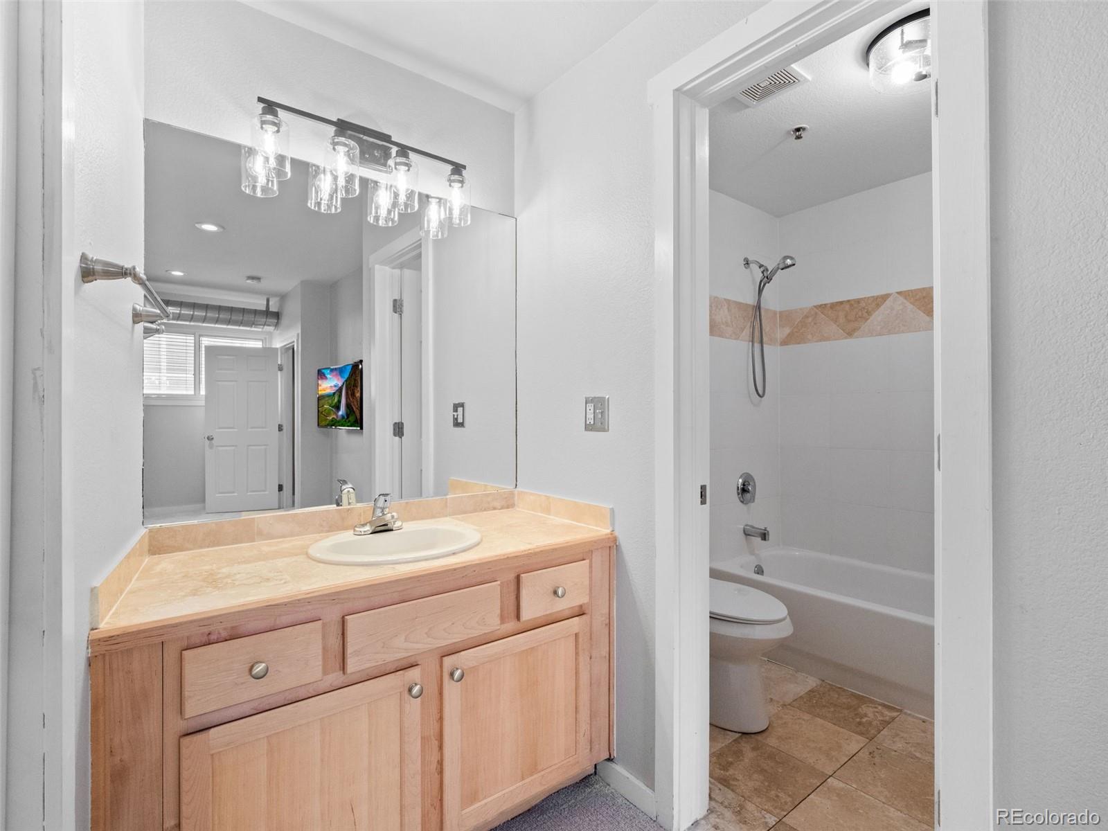 MLS Image #22 for 70 w 6th avenue,denver, Colorado