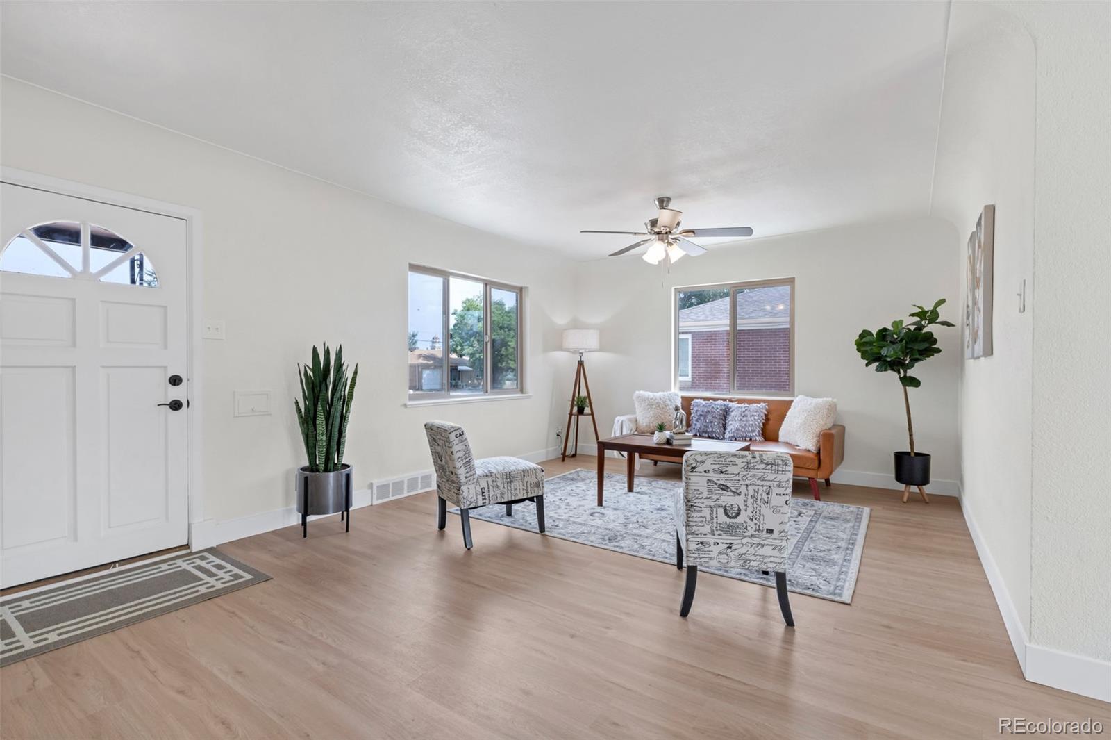 MLS Image #14 for 4823-4825  eaton street,denver, Colorado