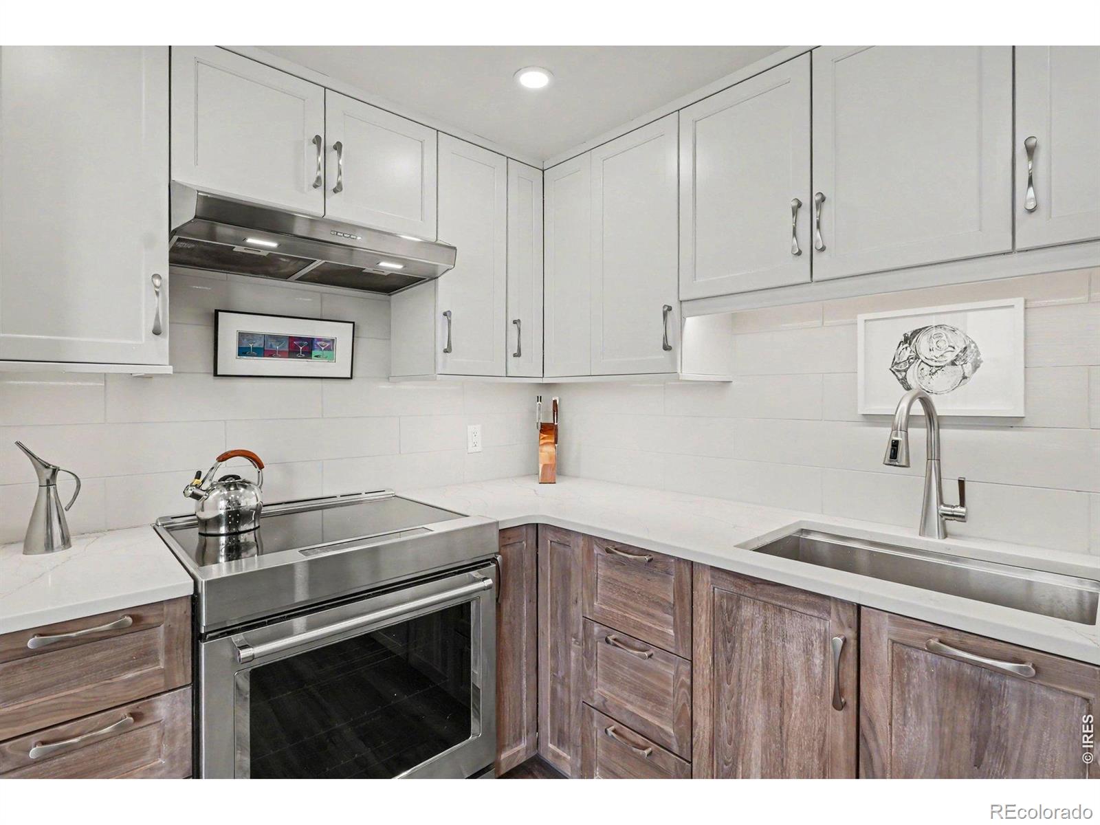 MLS Image #14 for 130 n pearl street,denver, Colorado