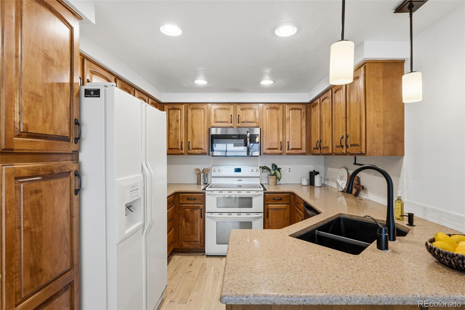MLS Image #11 for 2212 s nome court,aurora, Colorado