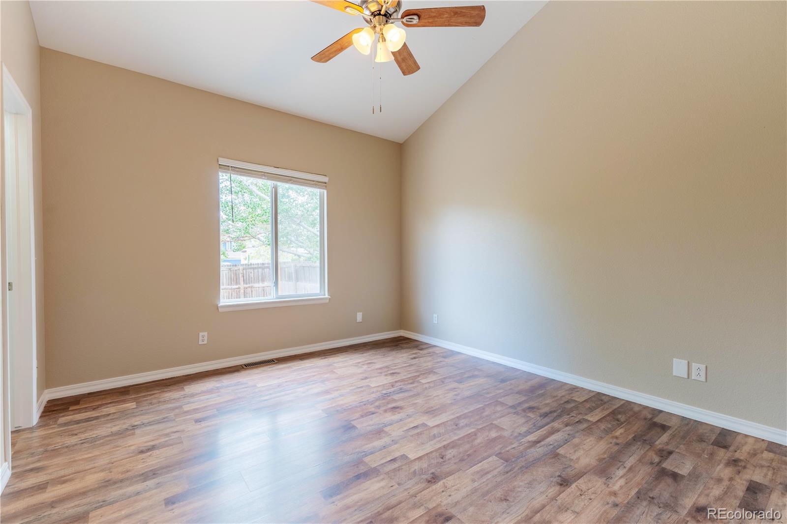 MLS Image #10 for 3750 s quemoy way,aurora, Colorado