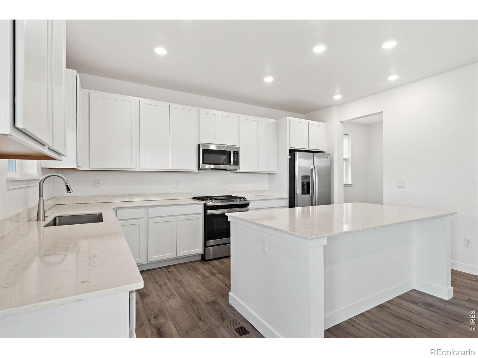 MLS Image #13 for 1884  myron court,erie, Colorado