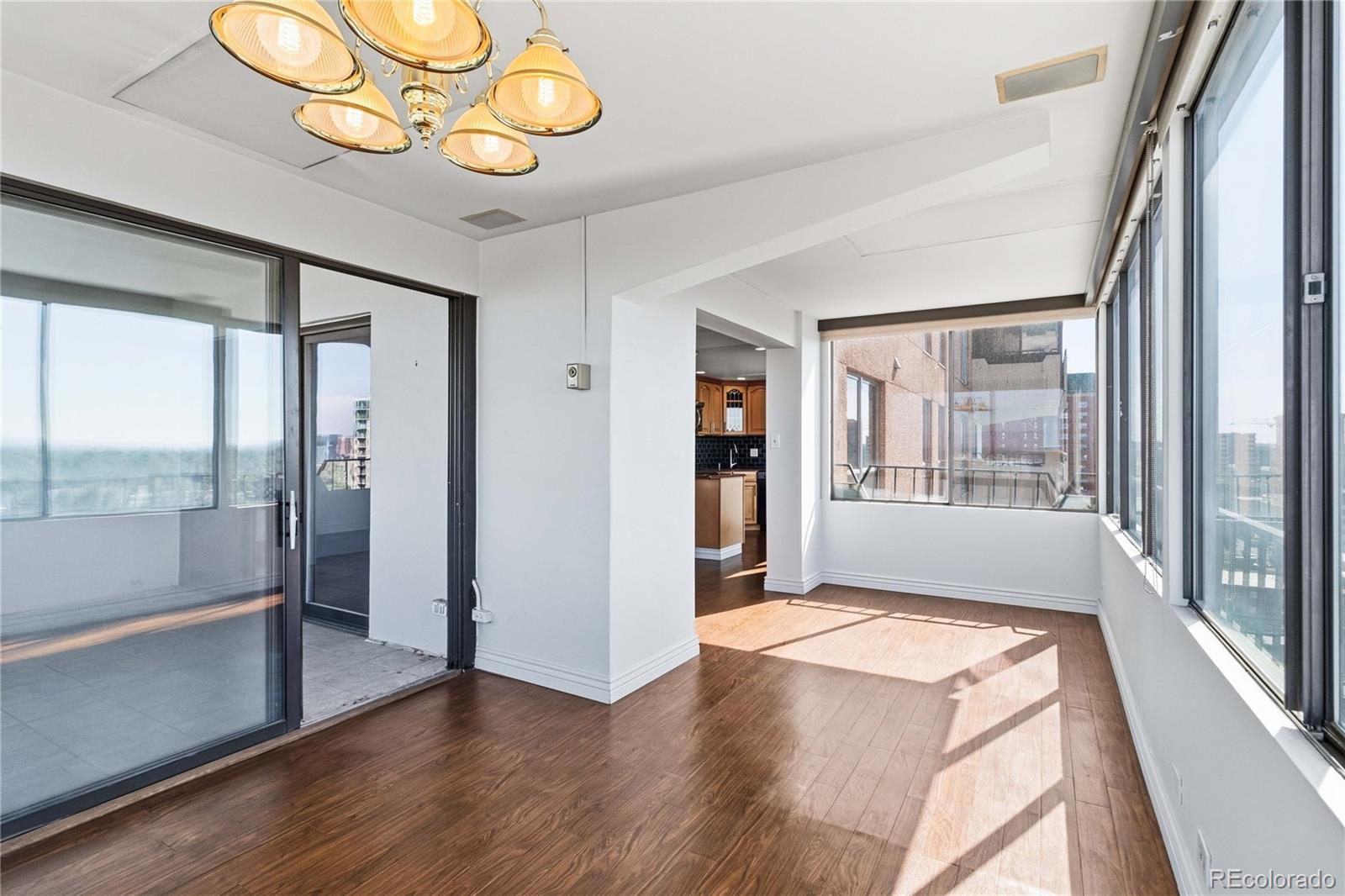 MLS Image #14 for 130 n pearl street,denver, Colorado