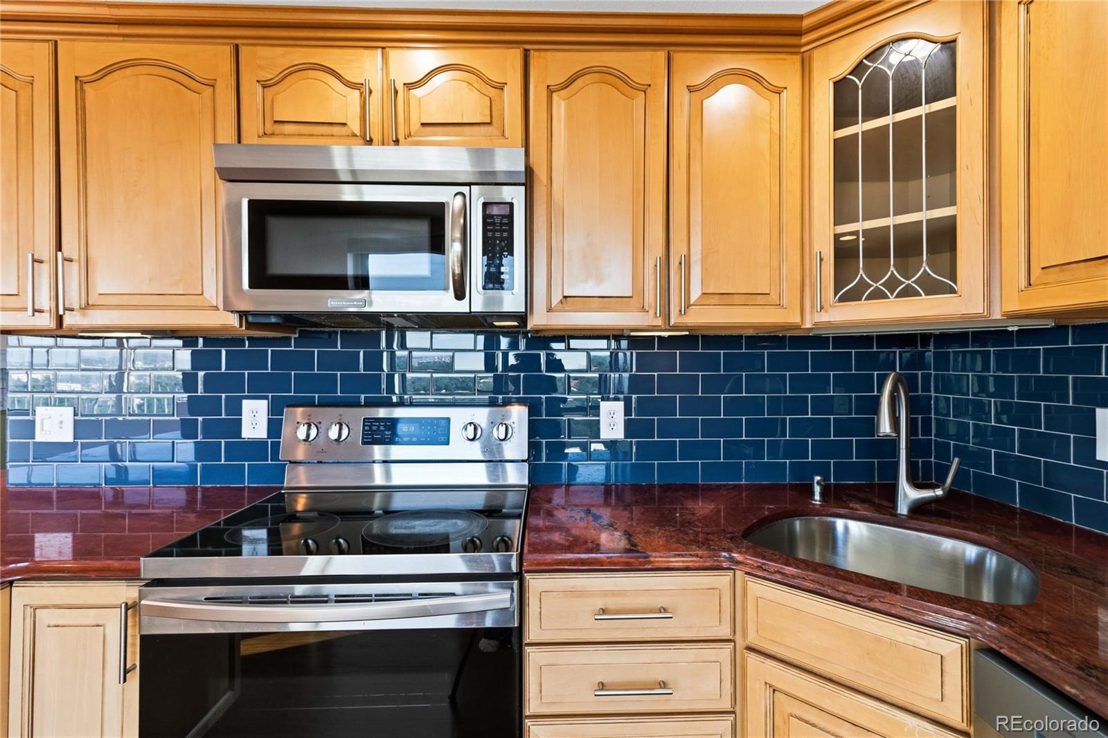 MLS Image #9 for 130 n pearl street,denver, Colorado