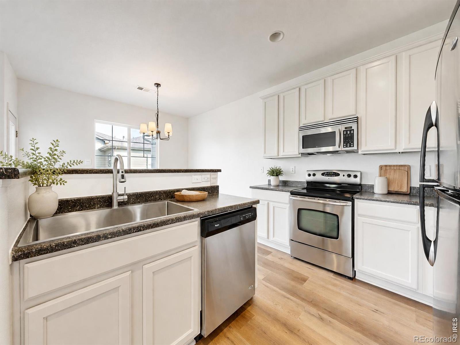 MLS Image #6 for 13002  grant circle ,thornton, Colorado