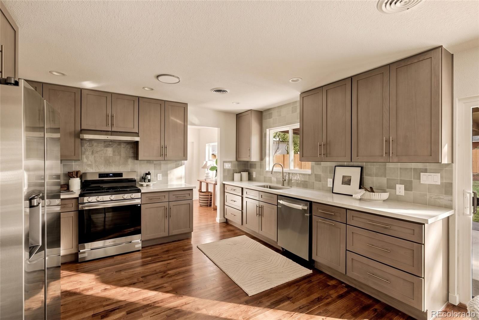 MLS Image #8 for 1985  fenton street,denver, Colorado