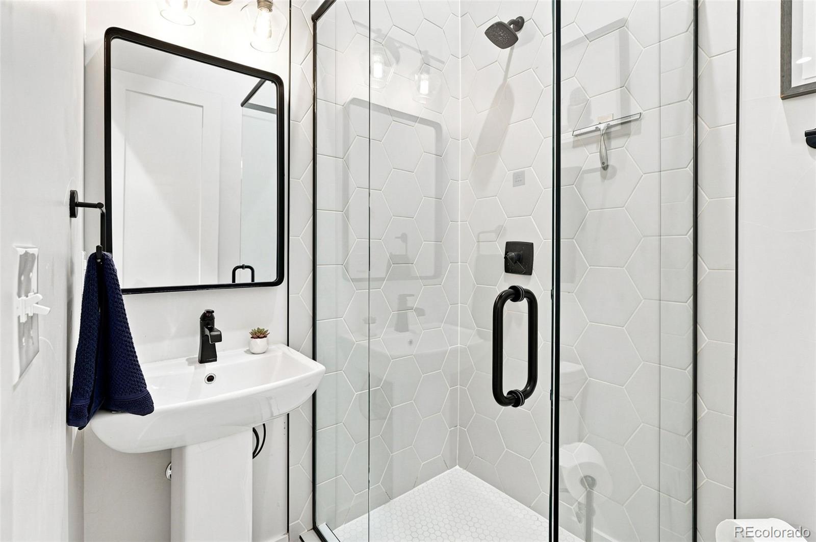 MLS Image #17 for 475 n galapago street,denver, Colorado