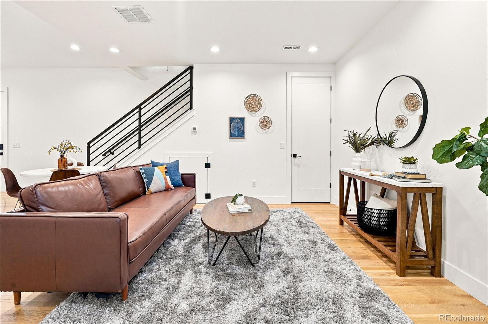 MLS Image #7 for 475 n galapago street,denver, Colorado