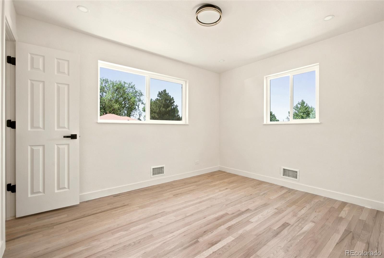 MLS Image #13 for 3280  leyden street,denver, Colorado