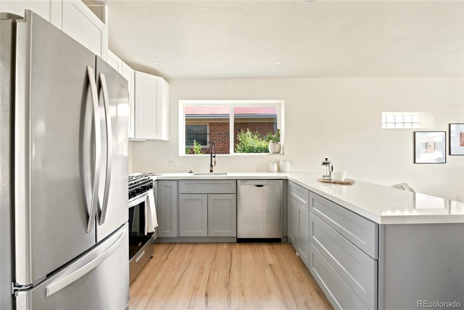 MLS Image #6 for 3280  leyden street,denver, Colorado