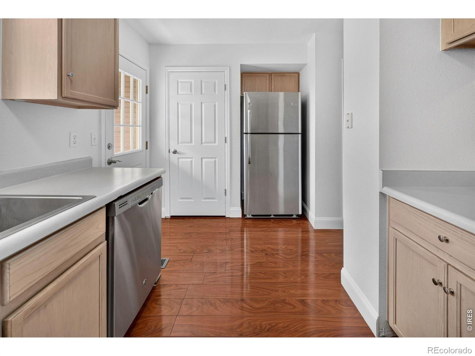 MLS Image #11 for 150  pheasant run,louisville, Colorado