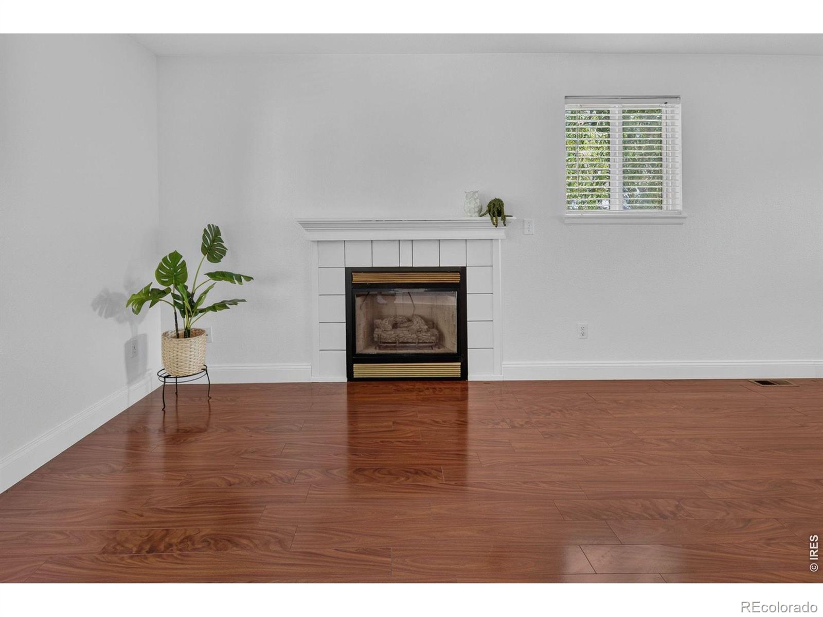 MLS Image #14 for 150  pheasant run,louisville, Colorado
