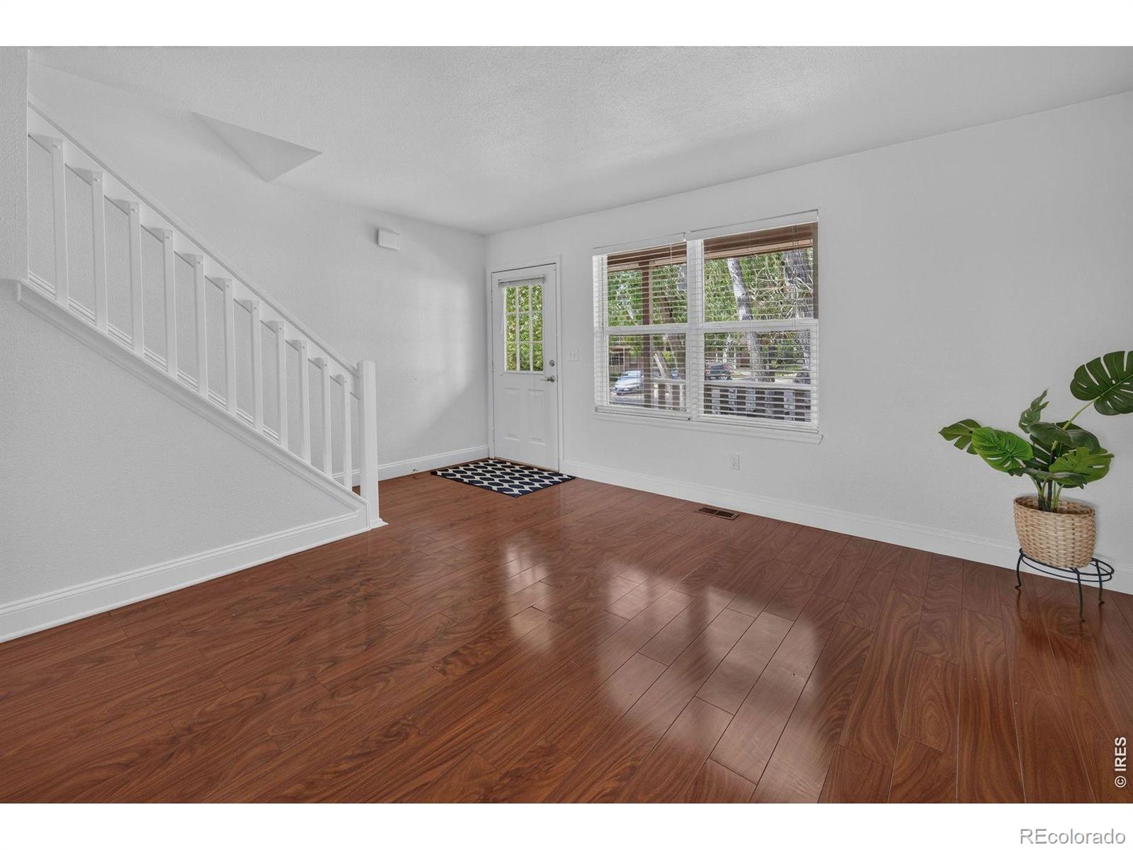 MLS Image #3 for 150  pheasant run,louisville, Colorado