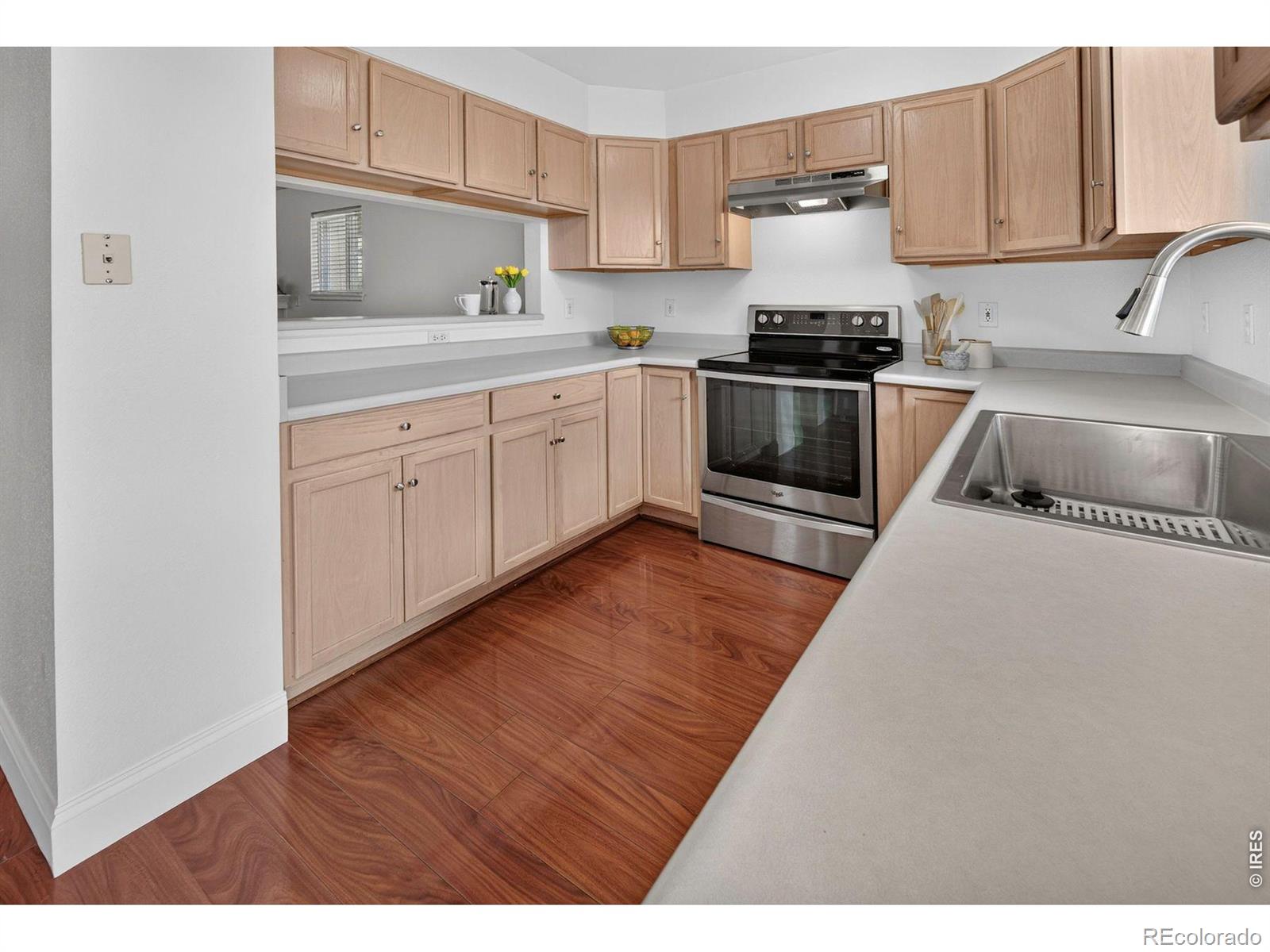 MLS Image #8 for 150  pheasant run,louisville, Colorado