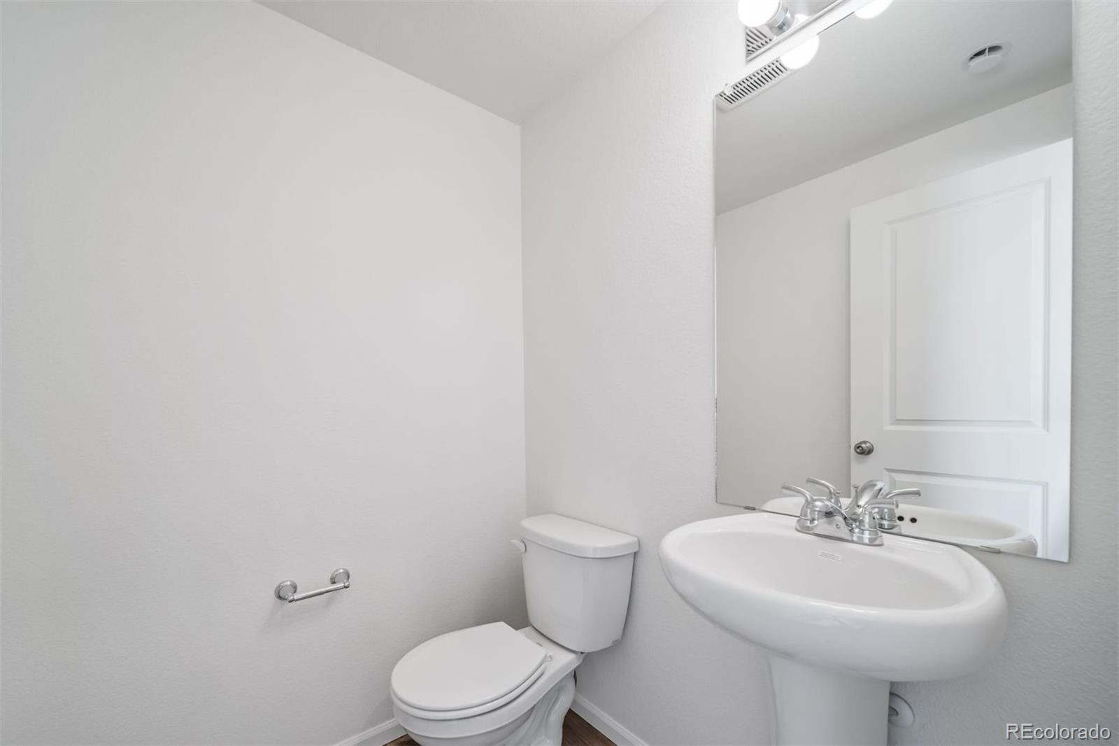 MLS Image #25 for 3943 n rome street,aurora, Colorado