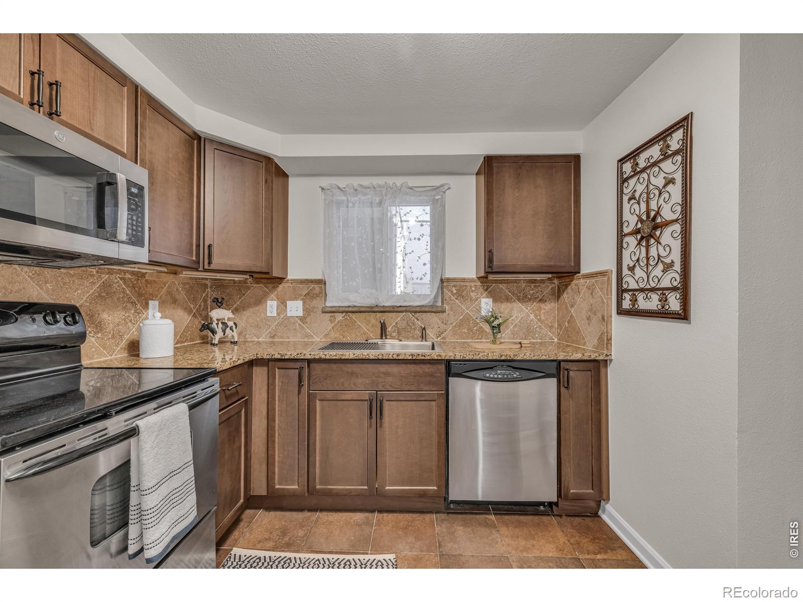 MLS Image #8 for 20 s logan street 102,denver, Colorado