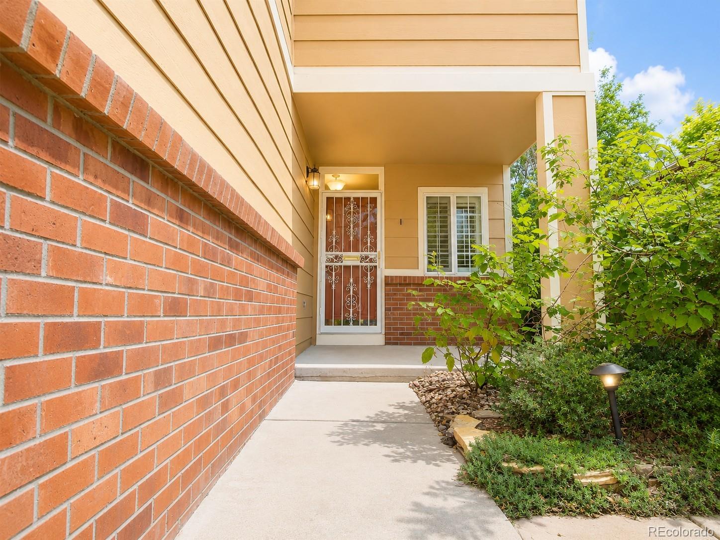 MLS Image #3 for 12748 e wyoming circle,aurora, Colorado