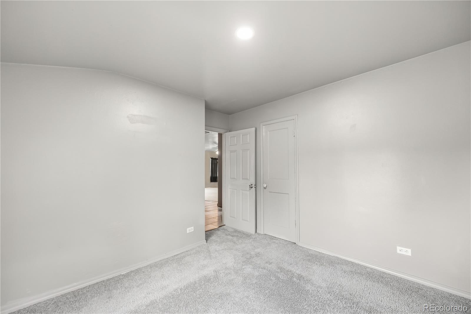 MLS Image #14 for 801  hooker street,denver, Colorado