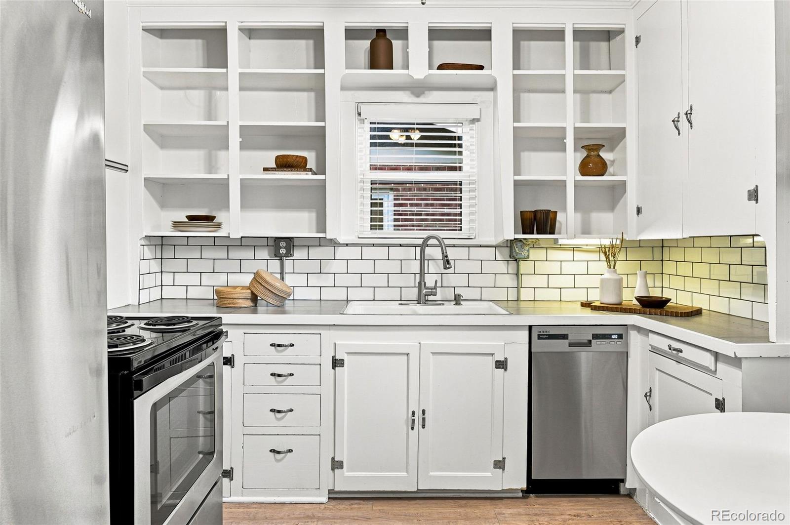 MLS Image #19 for 2045 s sherman street,denver, Colorado