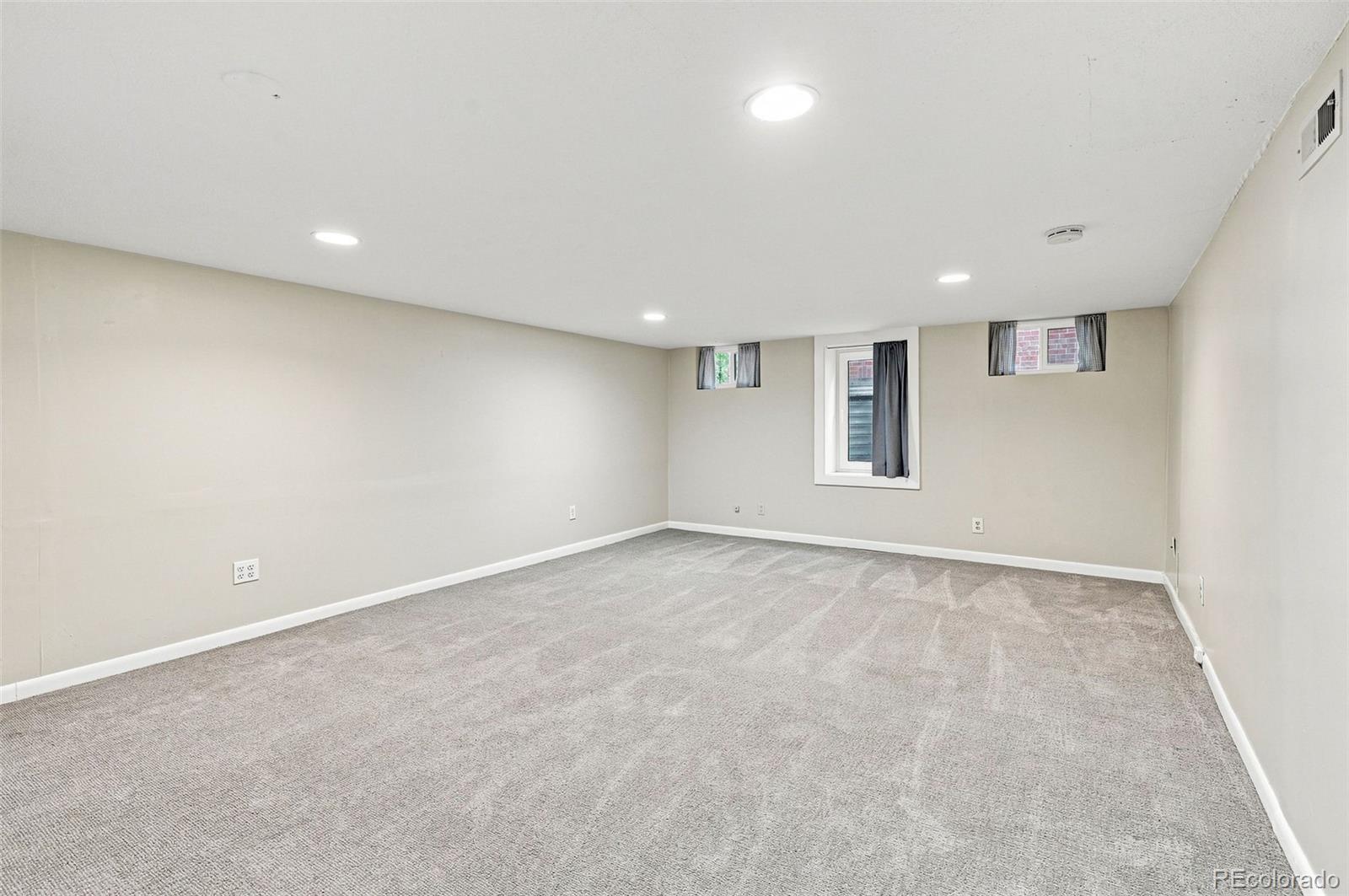 MLS Image #21 for 2045 s sherman street,denver, Colorado
