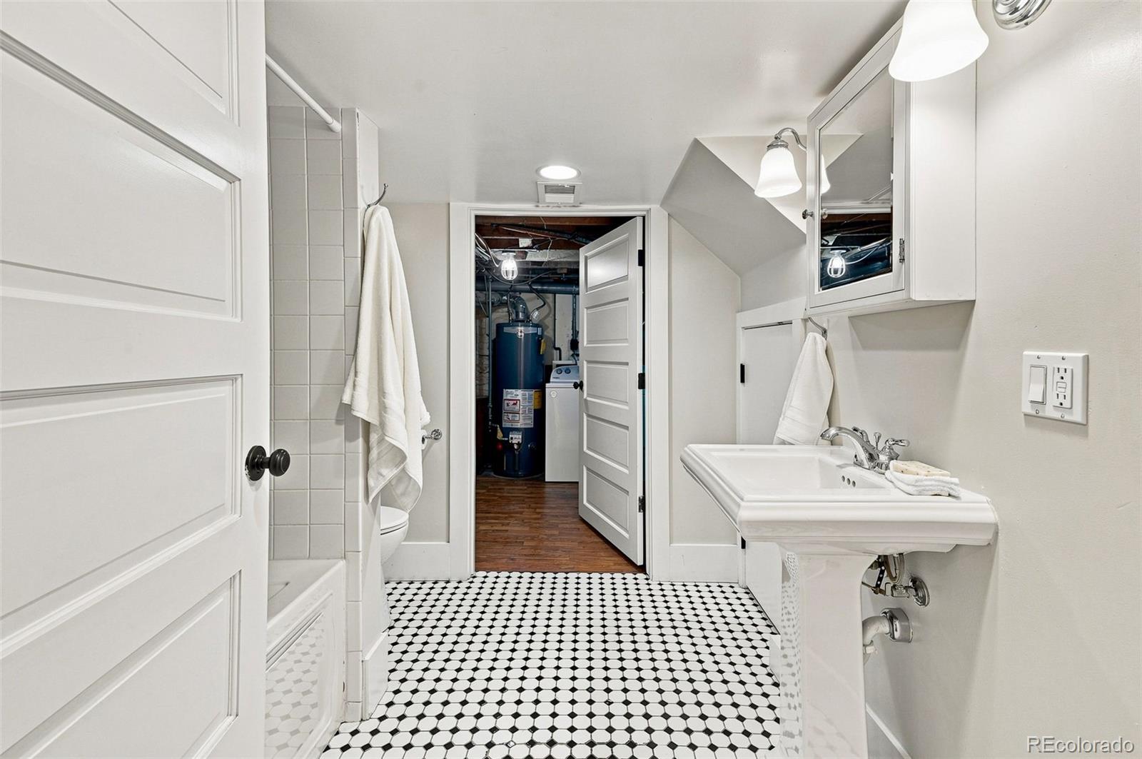 MLS Image #25 for 2045 s sherman street,denver, Colorado