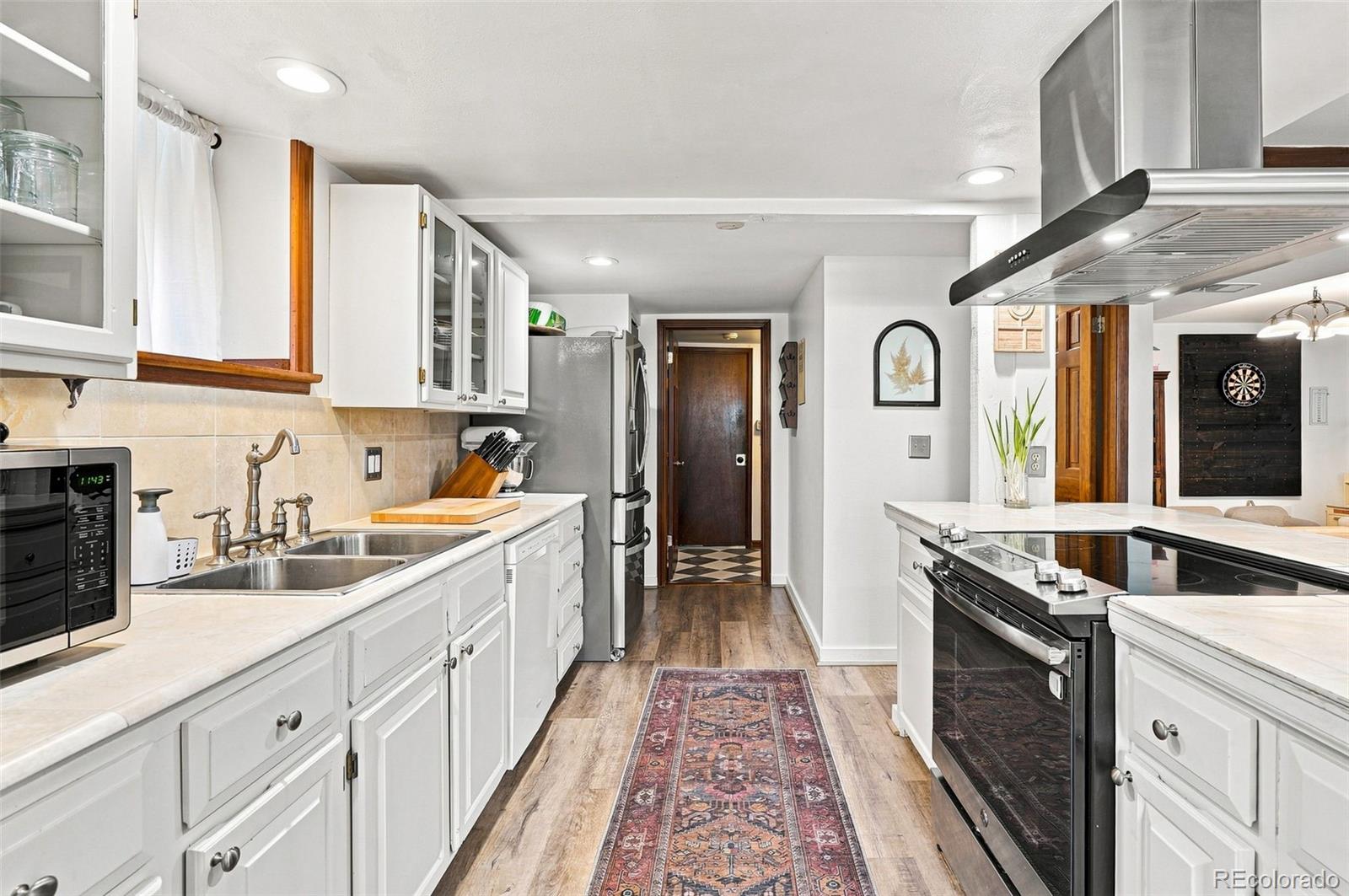 MLS Image #16 for 8009 s niagara way,englewood, Colorado