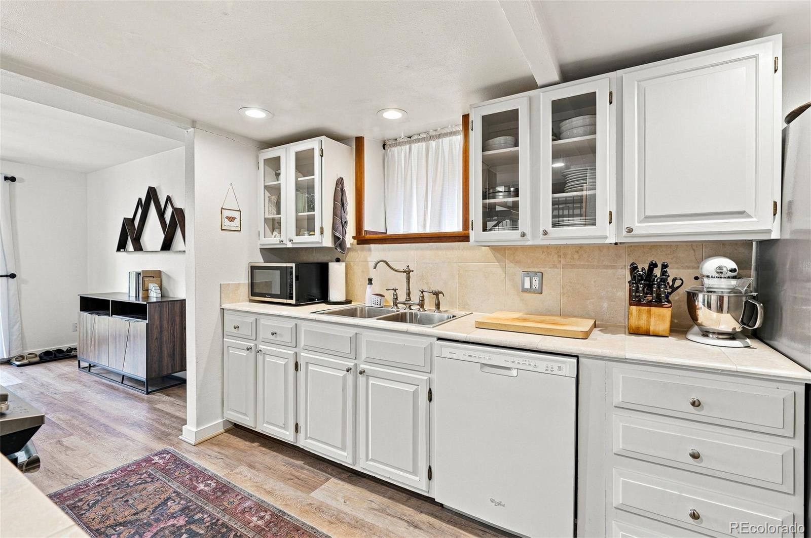 MLS Image #18 for 8009 s niagara way,englewood, Colorado
