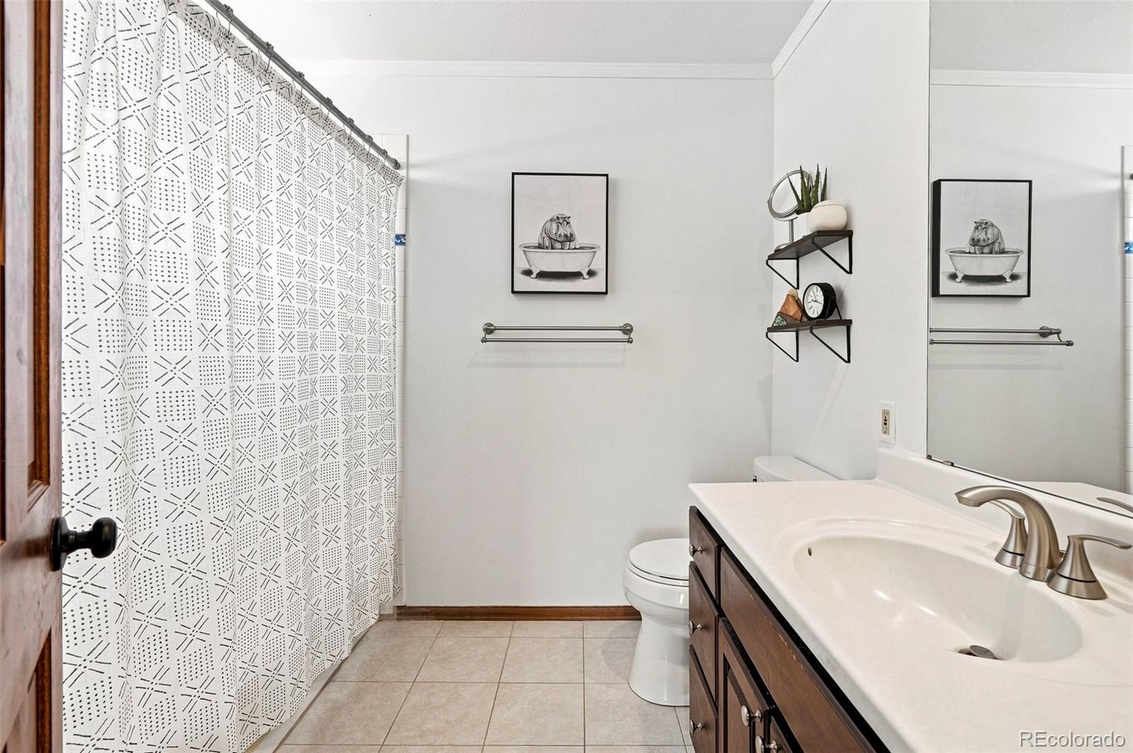 MLS Image #31 for 8009 s niagara way,englewood, Colorado