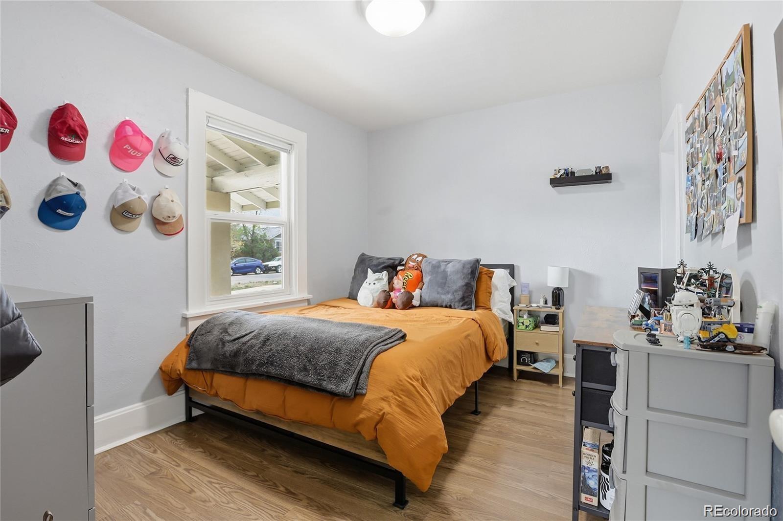 MLS Image #11 for 2122 s franklin street,denver, Colorado