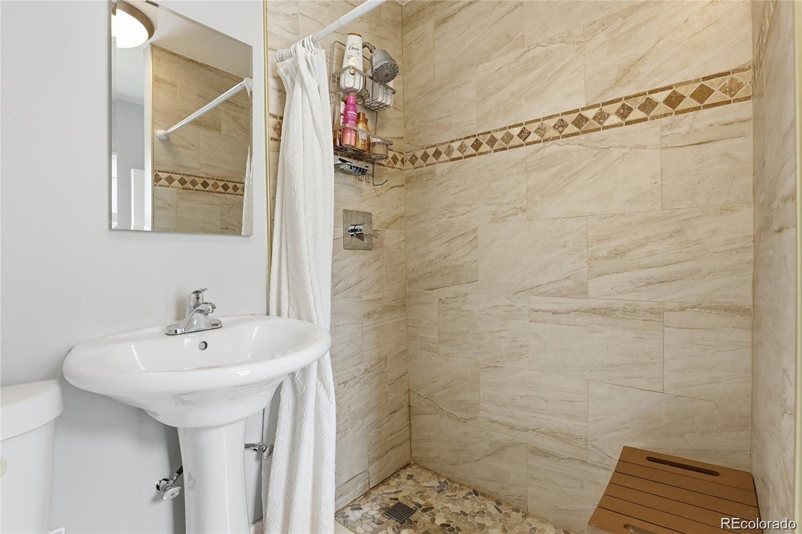 MLS Image #16 for 2122 s franklin street,denver, Colorado