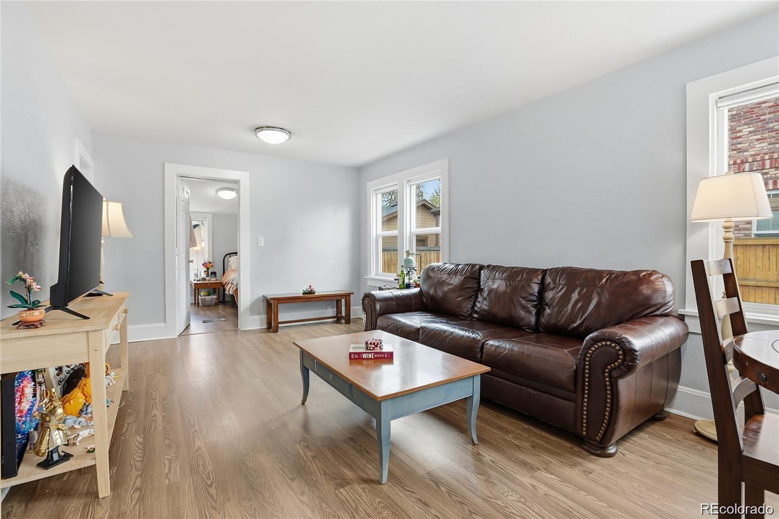 MLS Image #6 for 2122 s franklin street,denver, Colorado