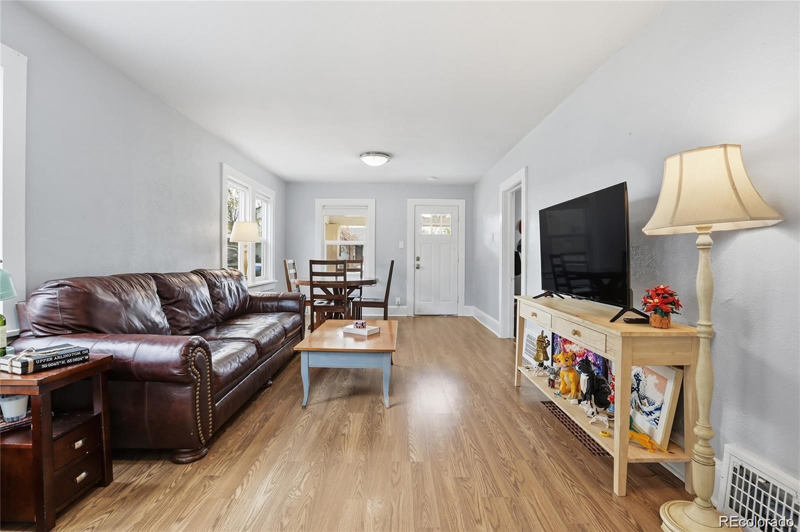 MLS Image #9 for 2122 s franklin street,denver, Colorado