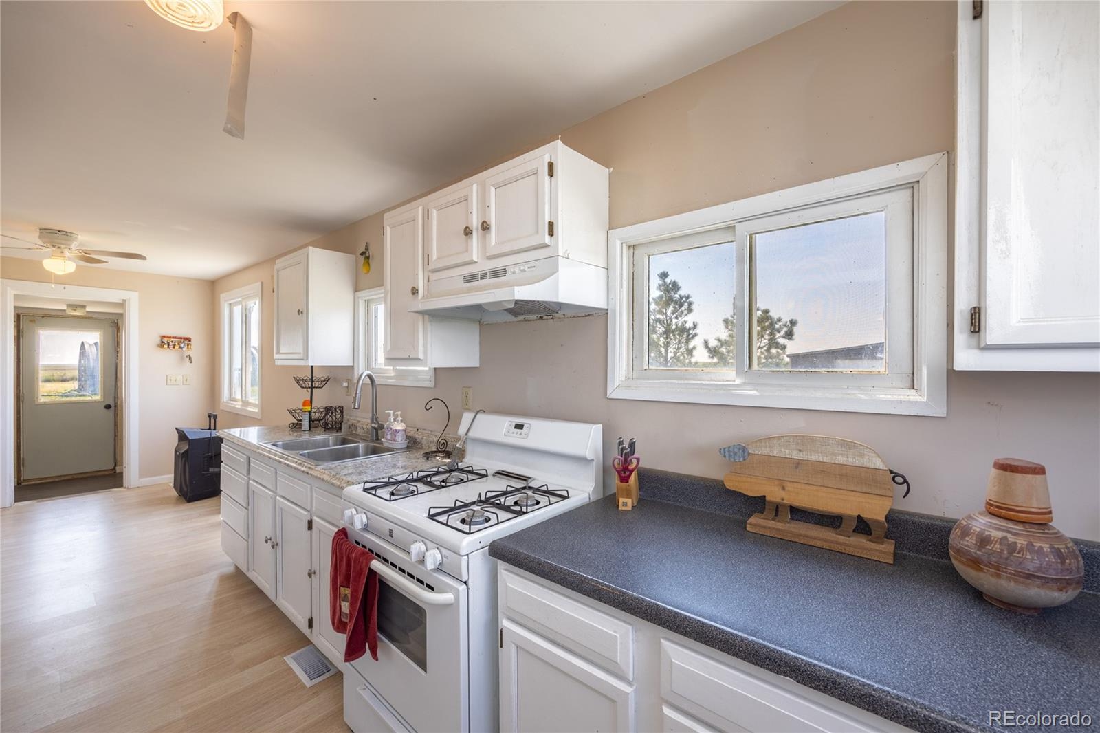 MLS Image #17 for 52650  county road 34 ,genoa, Colorado