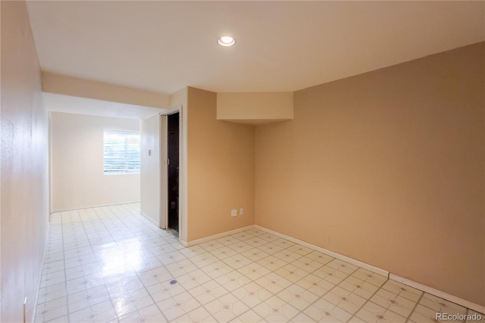 MLS Image #32 for 8477  jason court,denver, Colorado